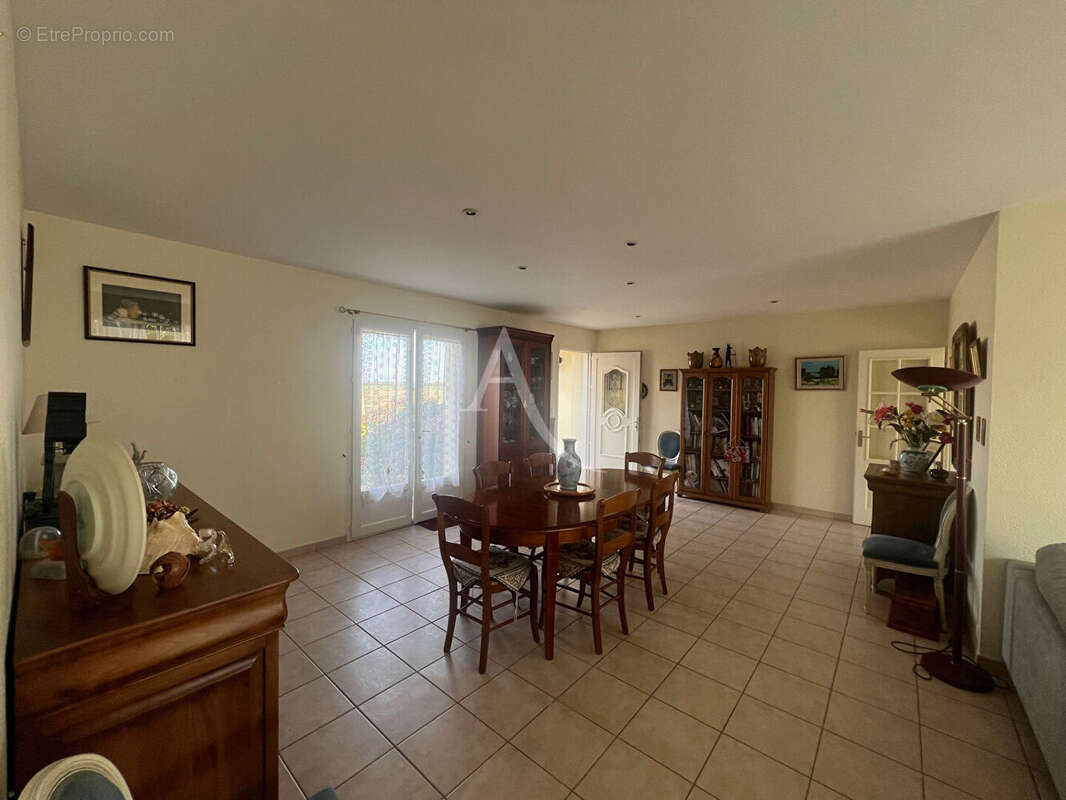 Maison à LONGEVILLE-SUR-MER