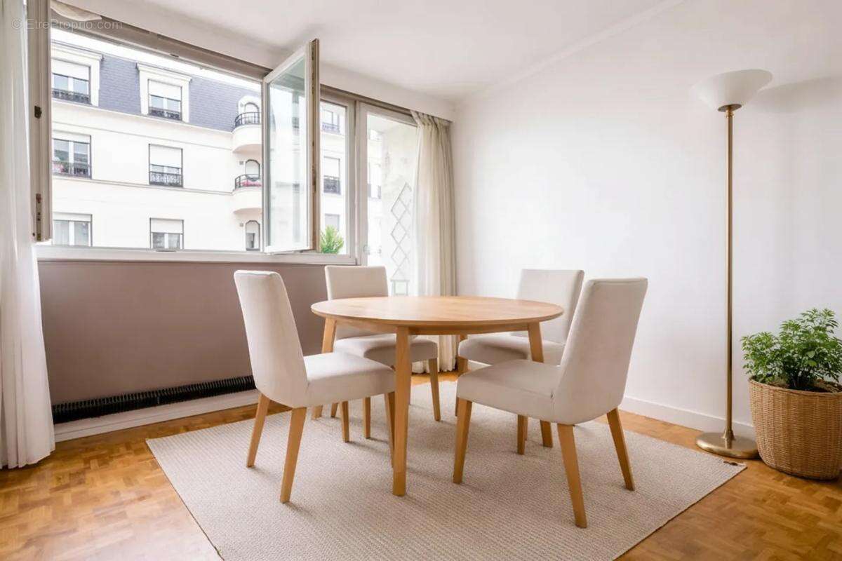 Appartement à ASNIERES-SUR-SEINE