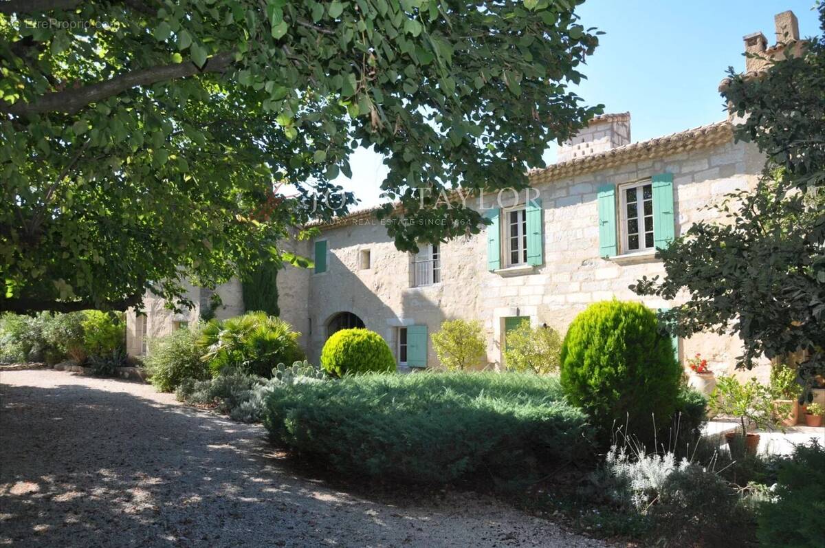 Maison à BARBENTANE