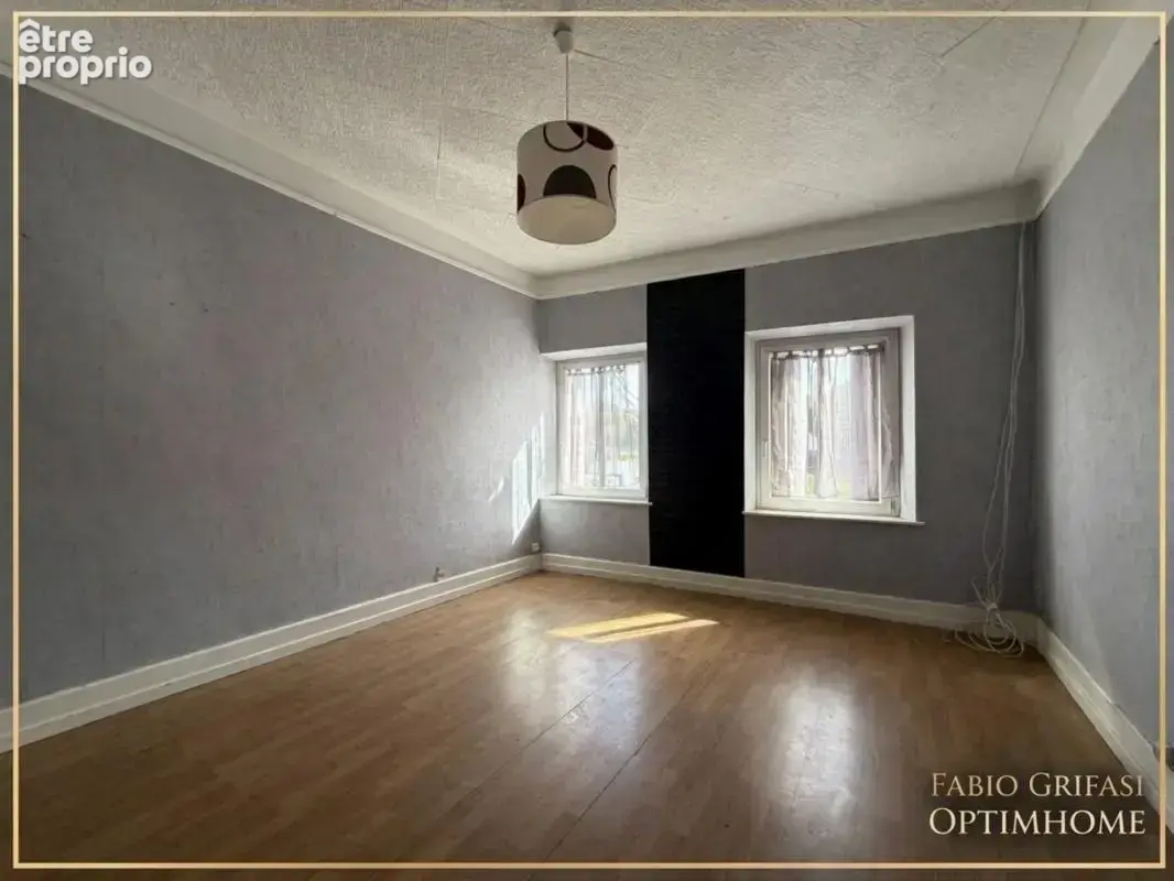 Grande maison avec gros potentiel (450m²) - photo 8