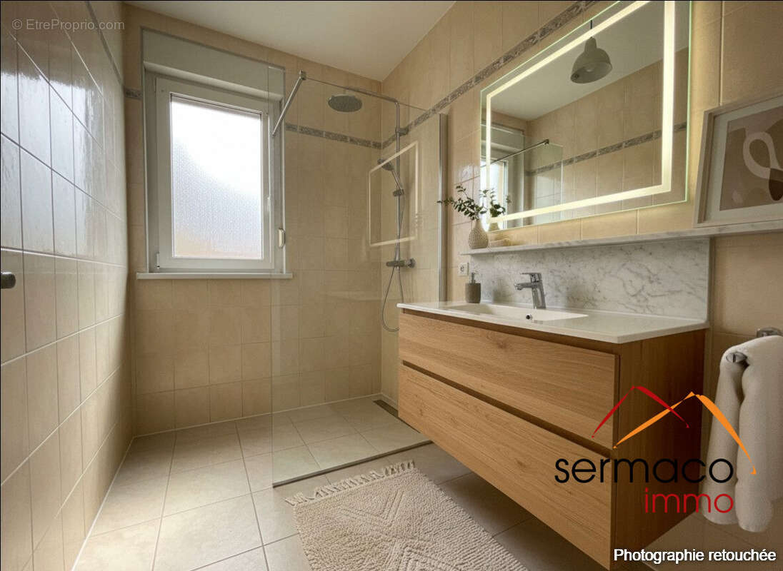 Exemple d&#039;aménagement généré par l&#039;IA - Appartement à SARREGUEMINES