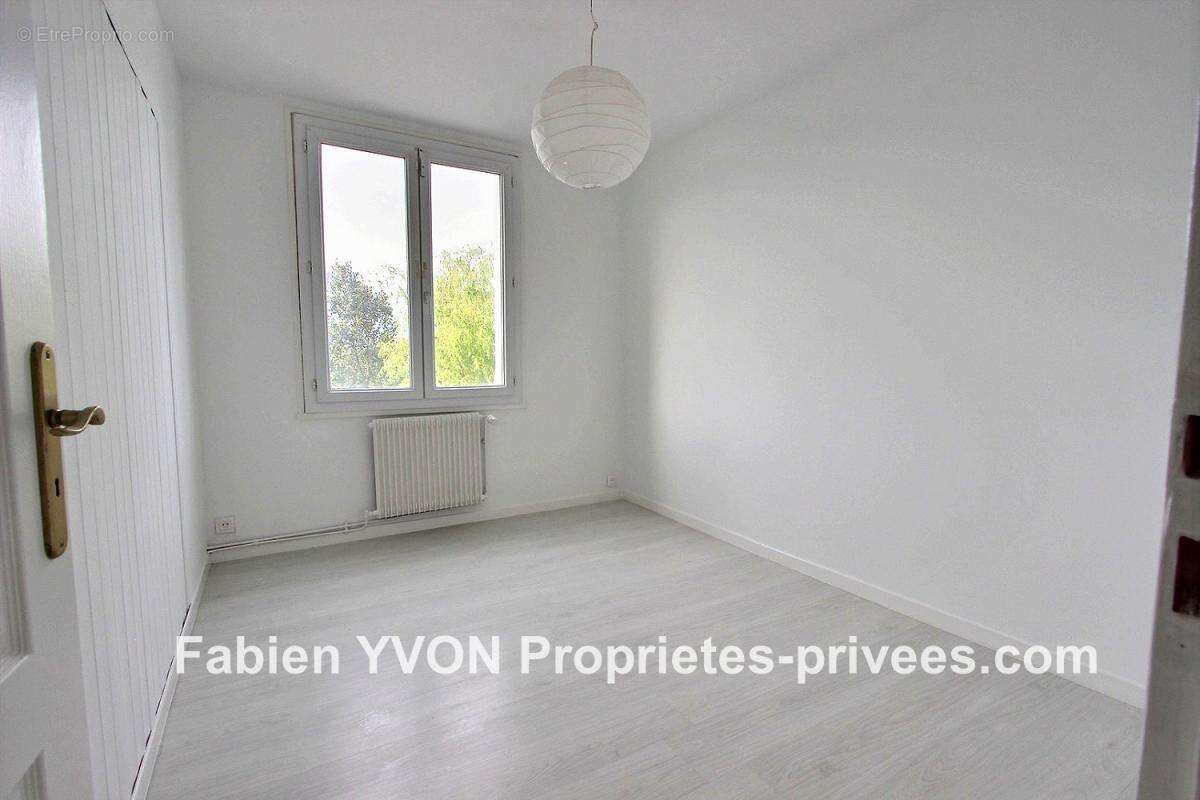 Appartement à FLEURY-LES-AUBRAIS