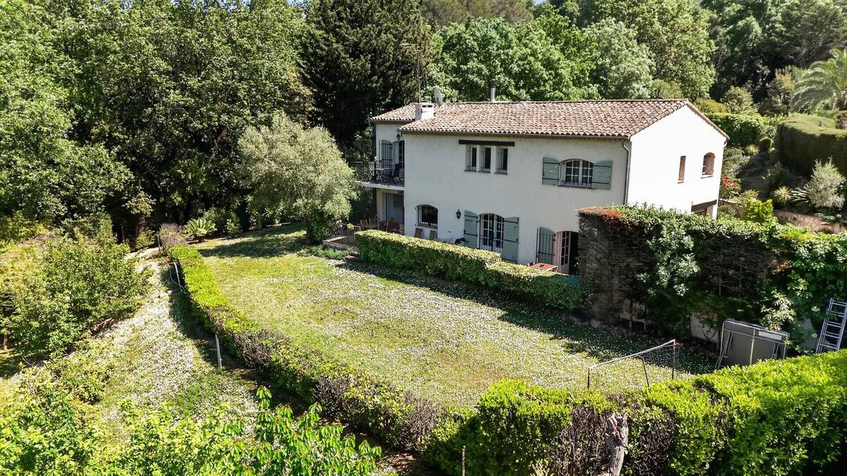 Maison à MOUGINS