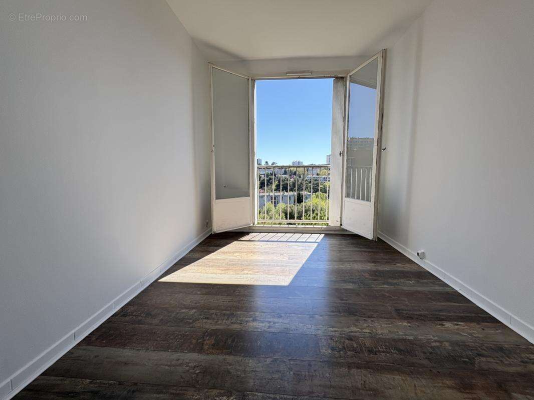 Appartement à MARSEILLE-13E