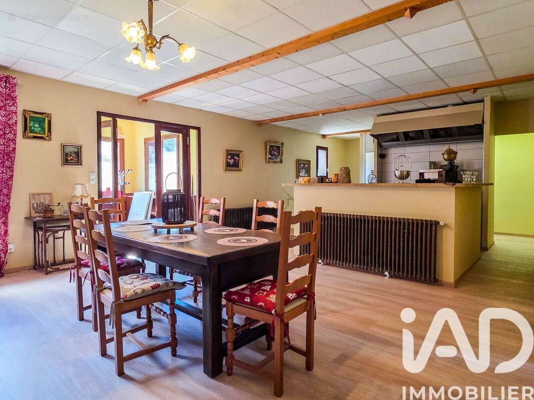 Maison 182 m² à Saint-Chely-D'aubrac  - photo 5