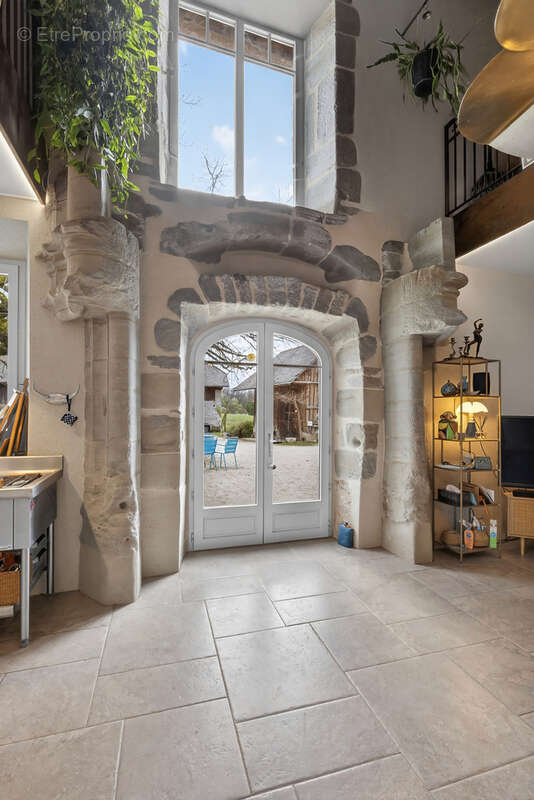 Maison à MARIGNY-SAINT-MARCEL