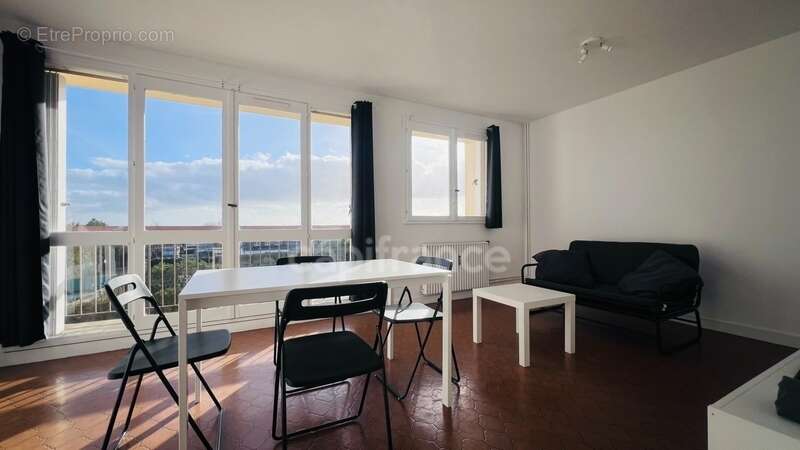 QUIMPER (29) Appartement meublé à vendre T2 de 51,13 m² - Balcon - Cave - photo 2