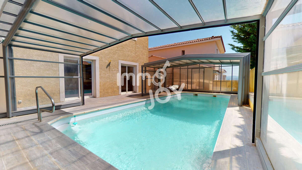 NARBONNE   Villa 4 chambres, piscine, garage, panneaux photovoltaïques - photo 4