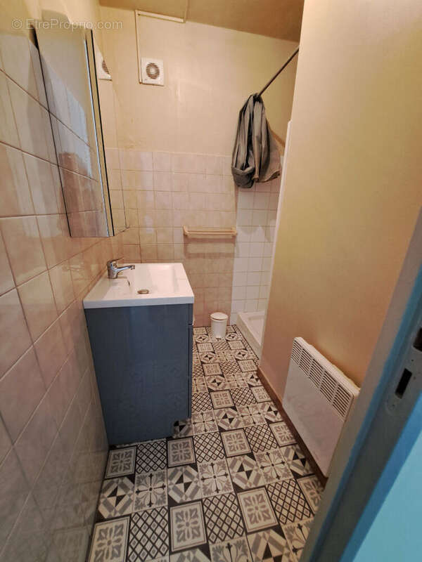 Appartement à VILLENEUVE-LES-AVIGNON