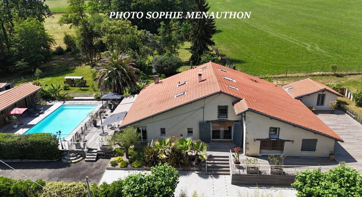 Maison à PEYREHORADE
