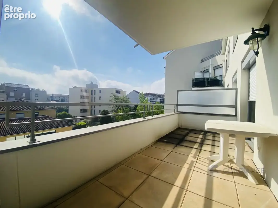 Appartement 70 m² à Villeurbanne  - photo 6