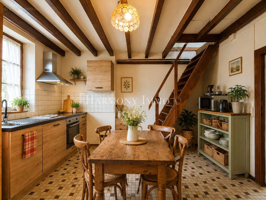 Maison à LONGNY-AU-PERCHE