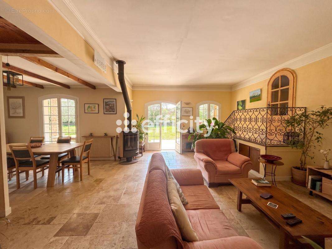 Maison à ROUSSET