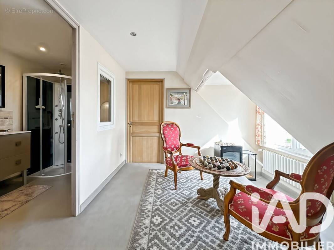 Photo 1 - Maison à LAILLY