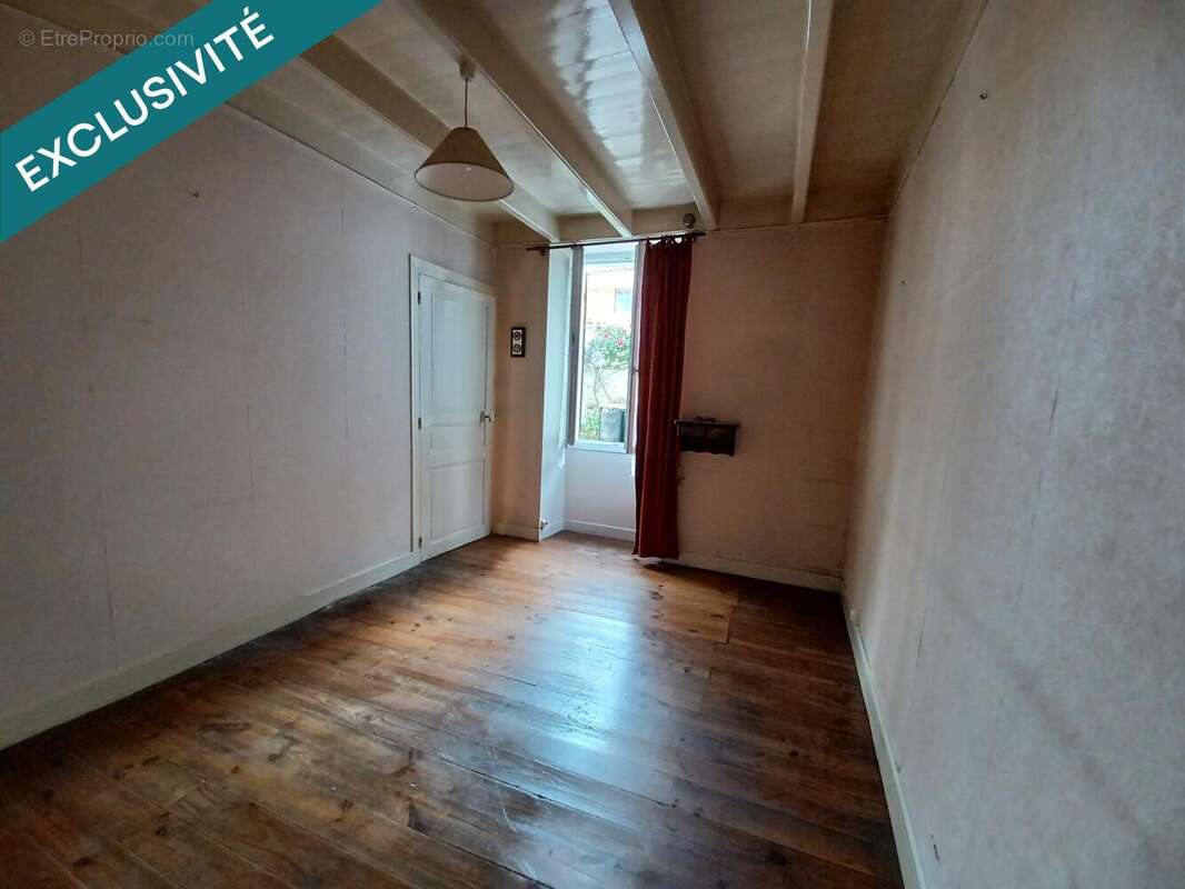 Photo 3 - Maison à AIGRE