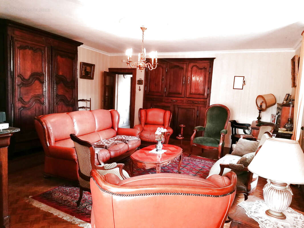 Maison à LUXEUIL-LES-BAINS