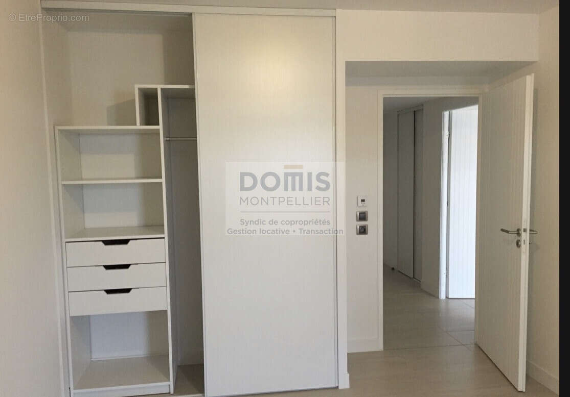 Appartement à LATTES