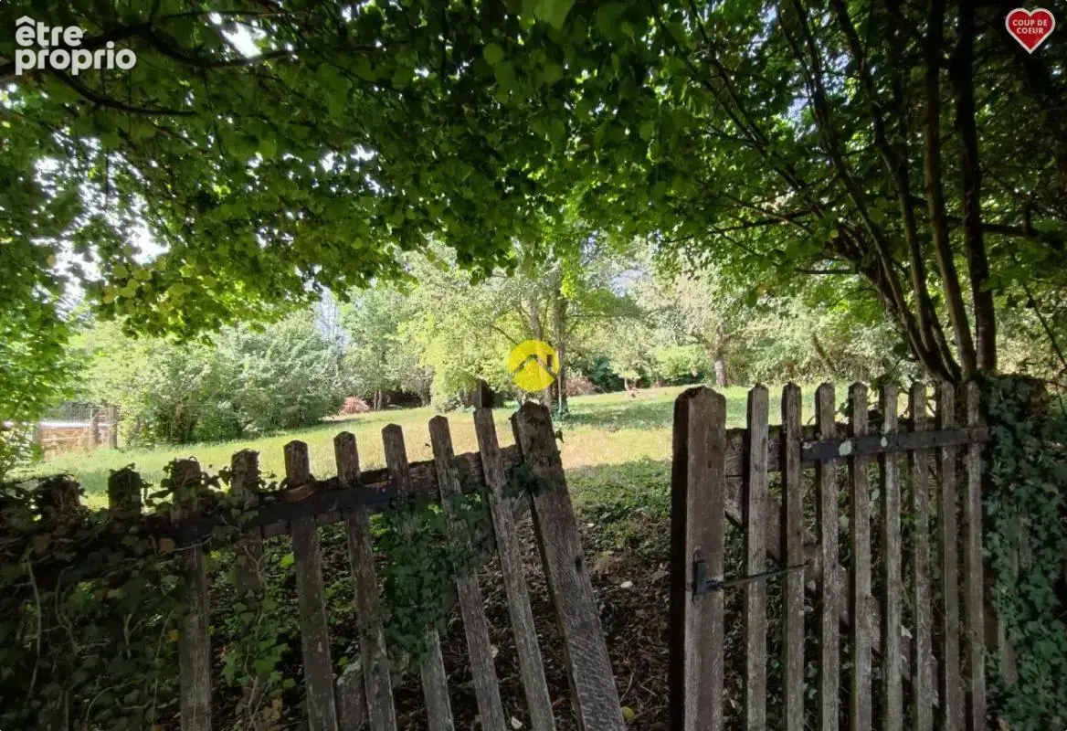 Terrain à VAILLY-SUR-SAULDRE