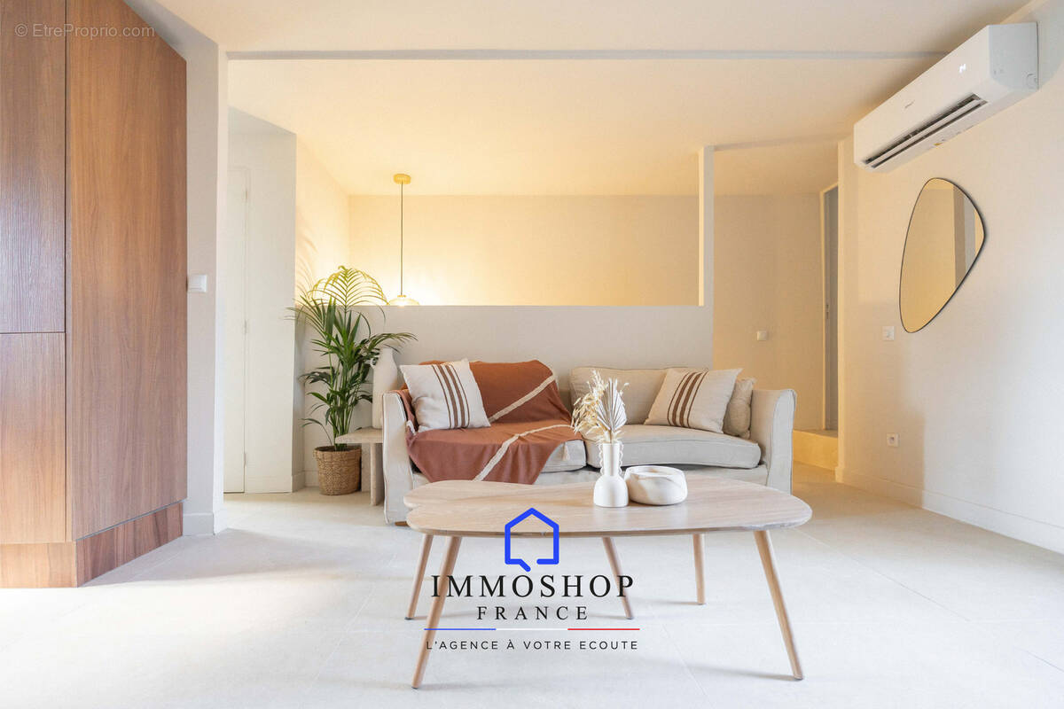 Appartement à MARSEILLE-5E