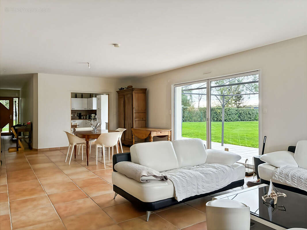 Maison à SENS-DE-BRETAGNE