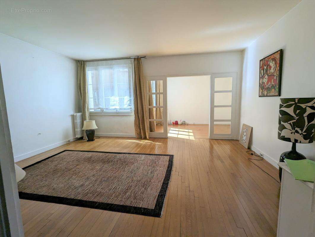 Appartement à ISSY-LES-MOULINEAUX