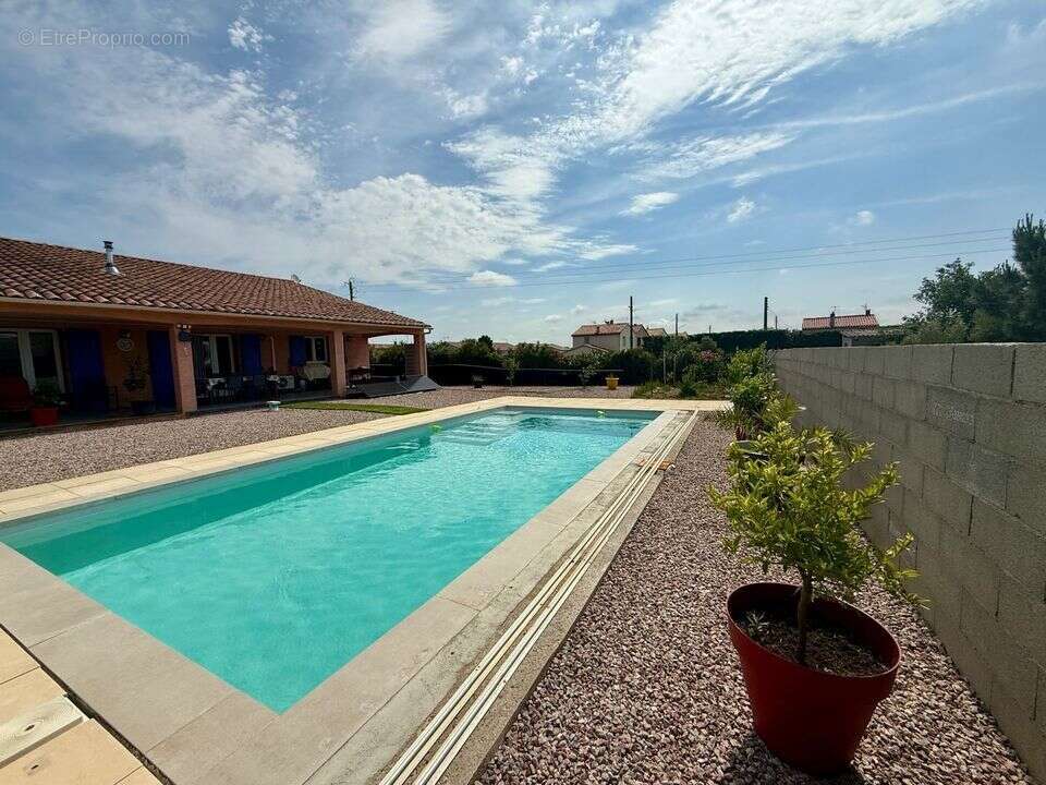 Maison à PEYRIAC-MINERVOIS