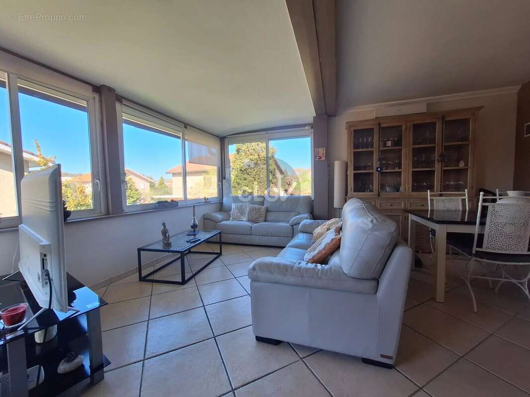 Maison à CHASSE-SUR-RHONE