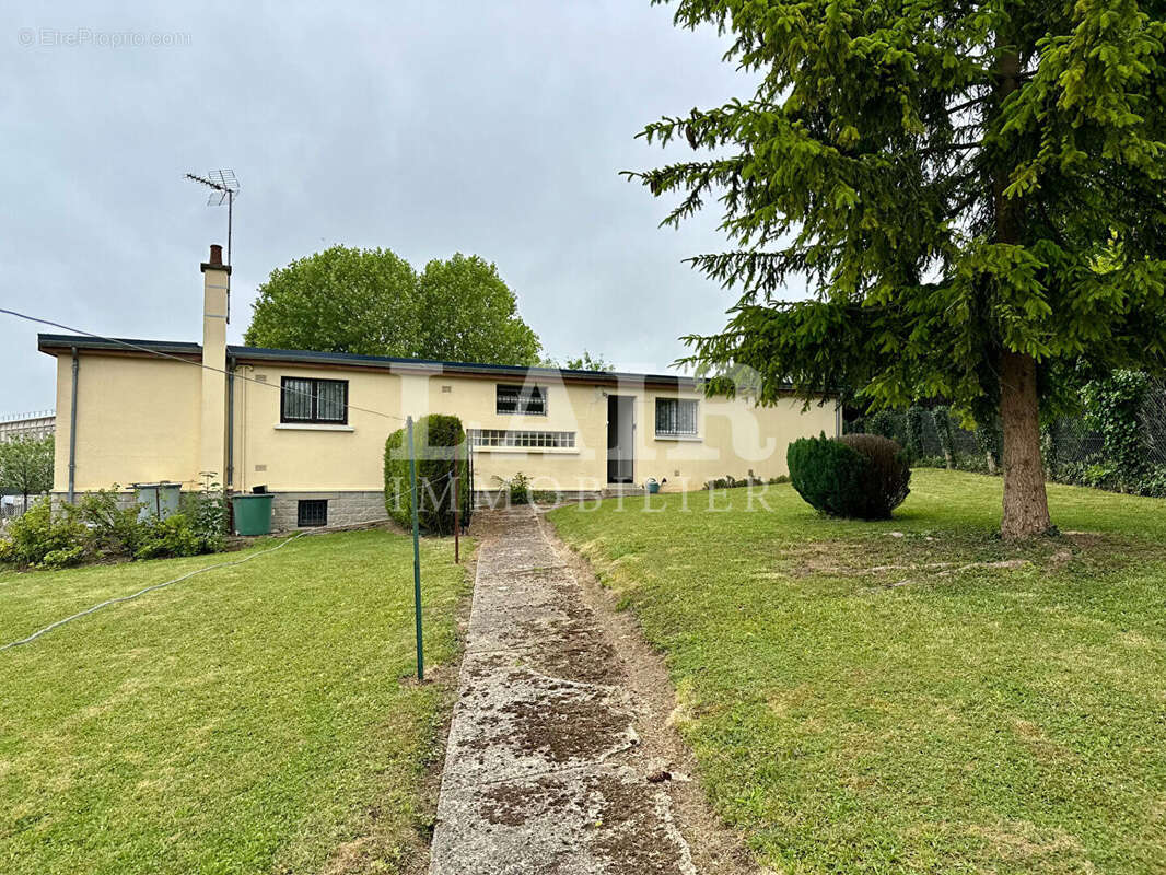 Maison à MORTAGNE-AU-PERCHE