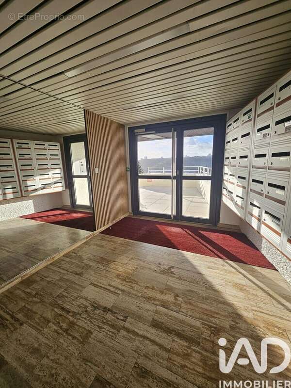 Photo 3 - Appartement à DEVILLE-LES-ROUEN