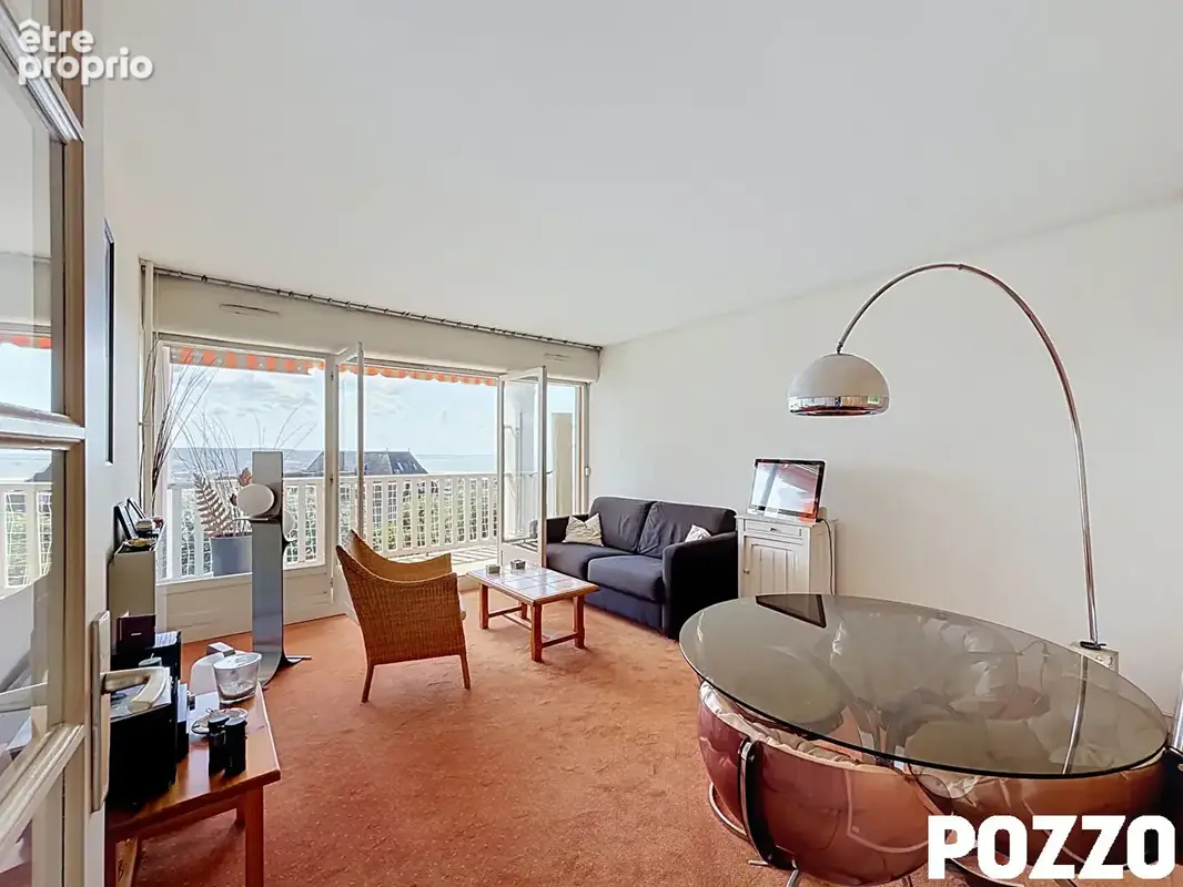 Trouville-sur-Mer Bel appartement traversant avec balcon, vue mer et parking - photo 3