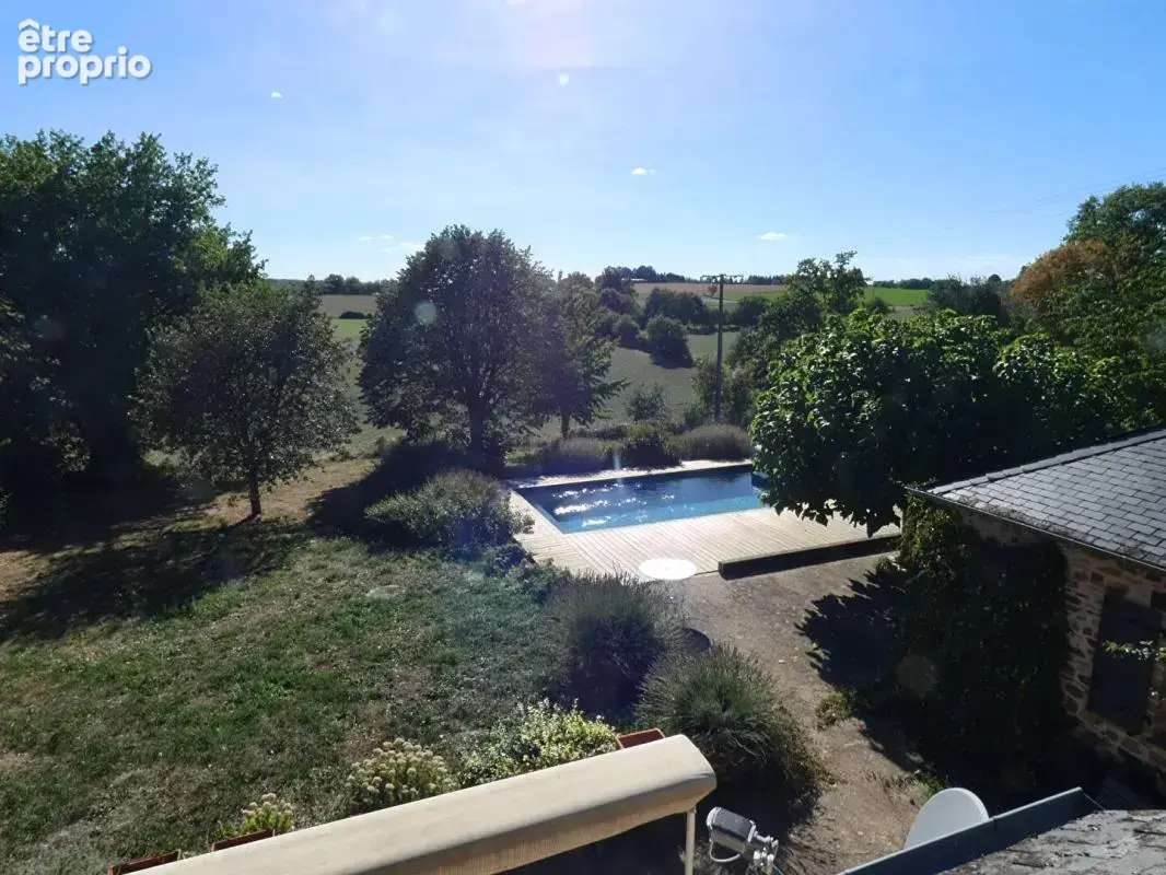 Maison 130 m2 / 3 chambres / piscine / terrain 5749m² - photo 3