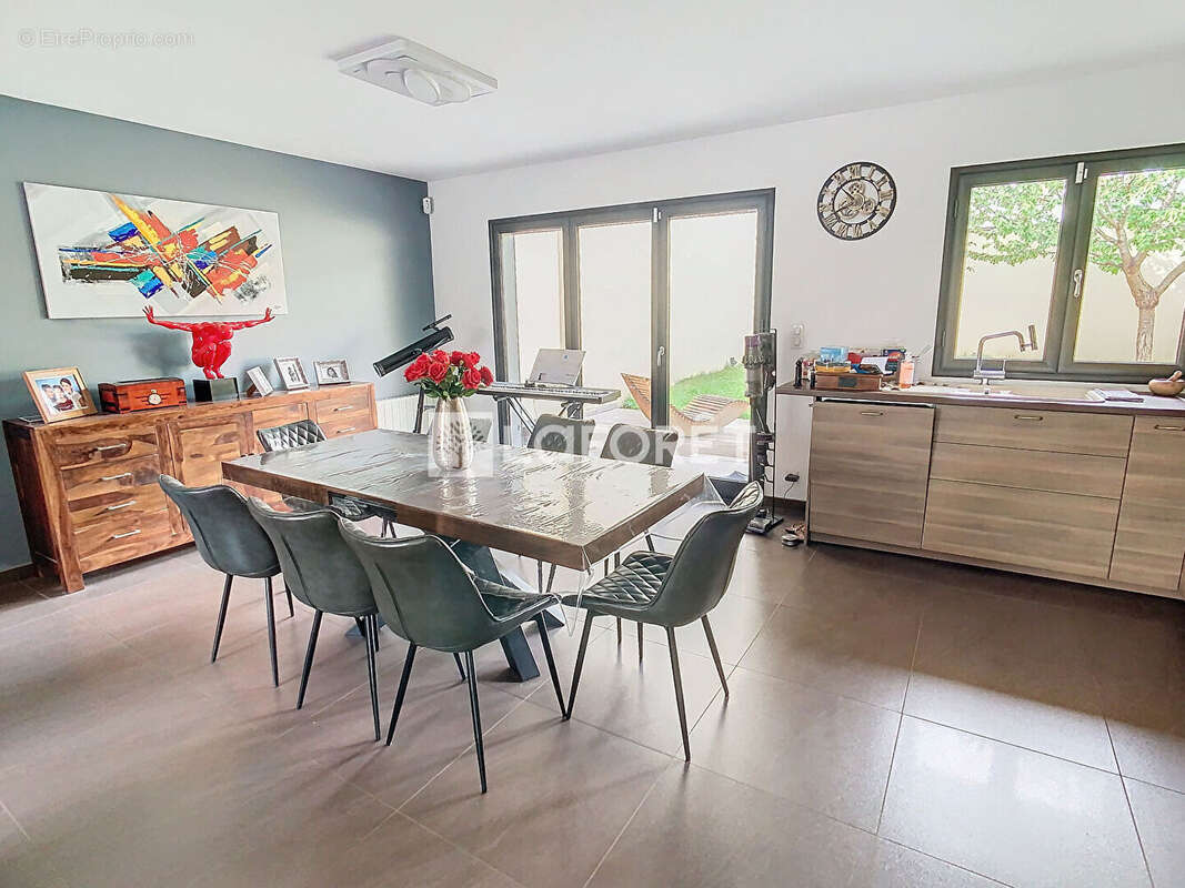 Appartement à VILLEJUIF