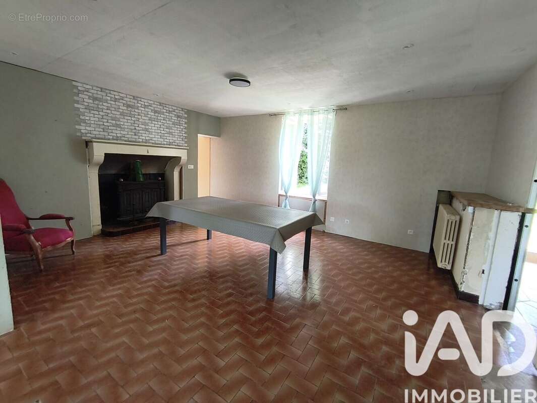 Maison 214 m² à Sepvret  - photo 7