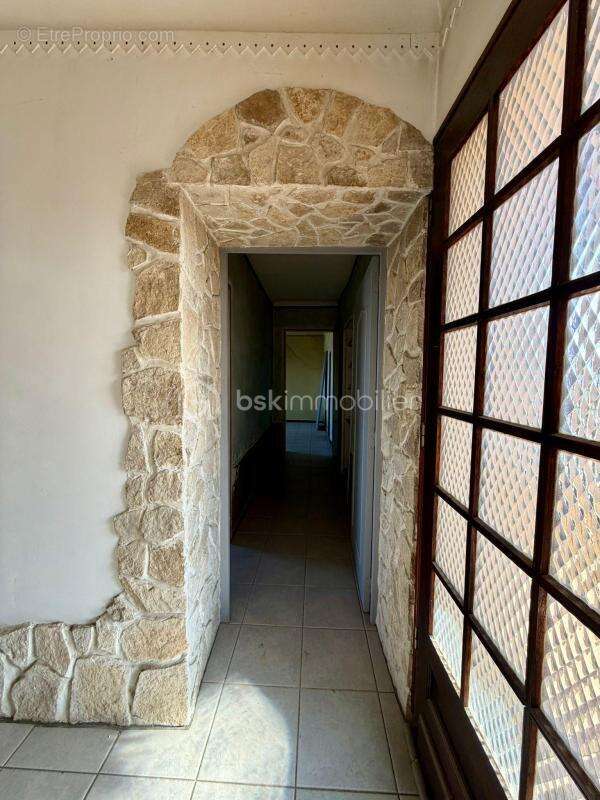 Maison à SAINT-CHRISTOL-LES-ALES