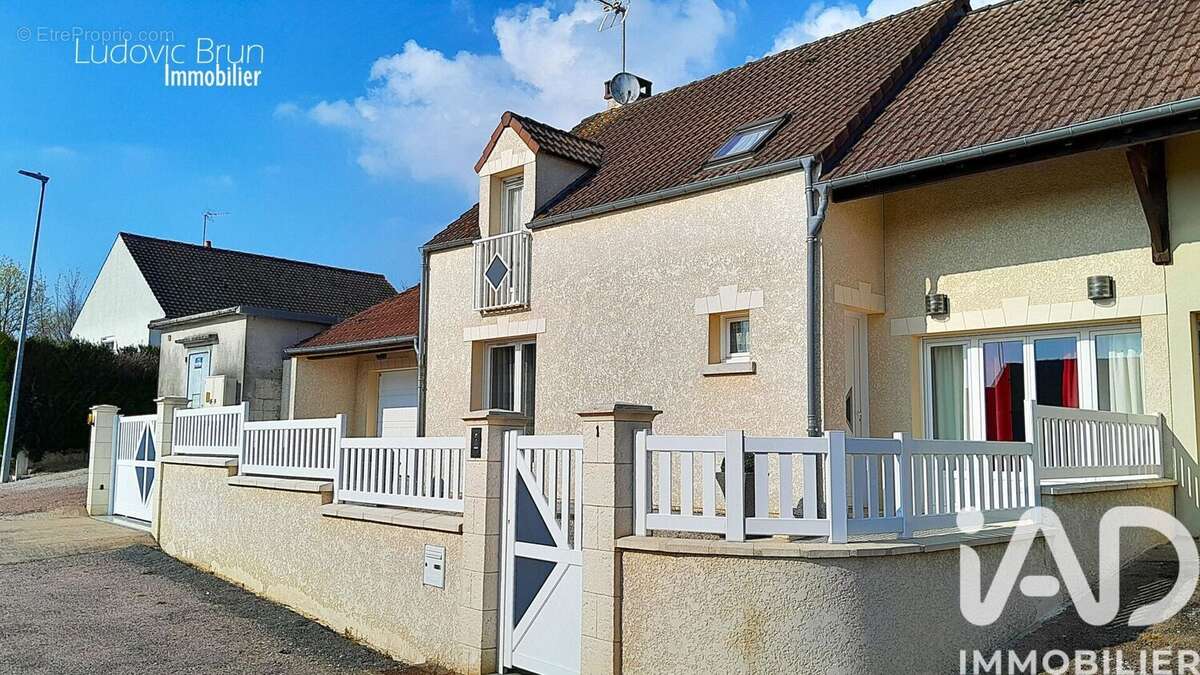 Maison 95 m² à Bleneau  - photo 2