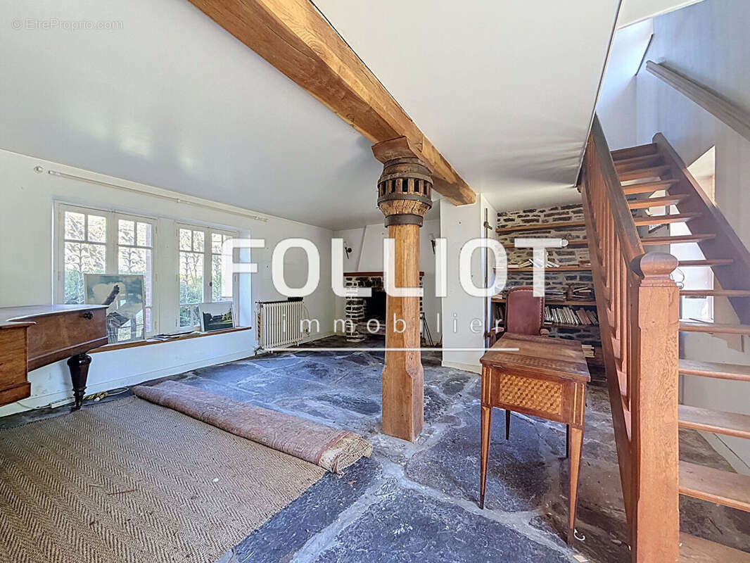 A Vendre plein coeur de CARTERET rue du CAP maison de CARACTERE à fort potentiel ! - photo 2