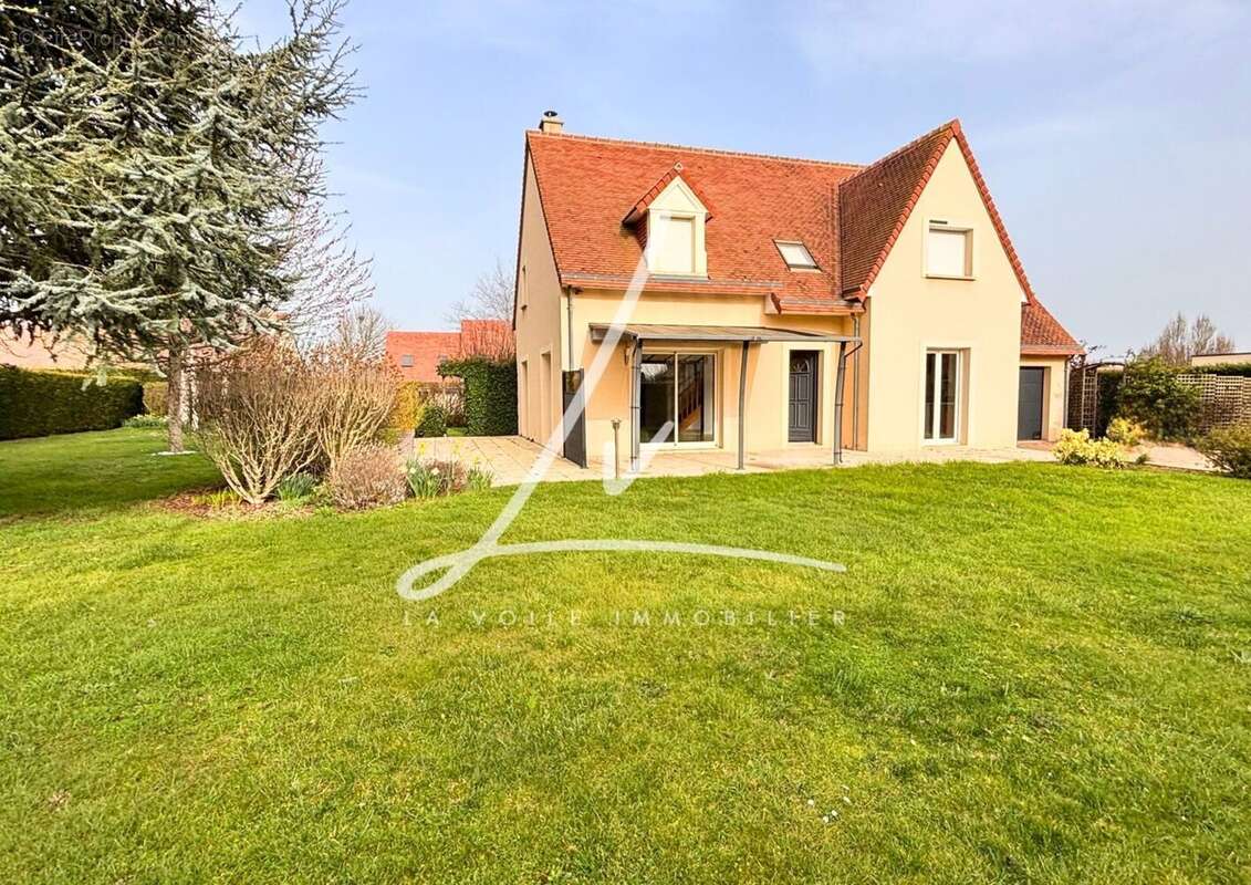 Maison à BENOUVILLE