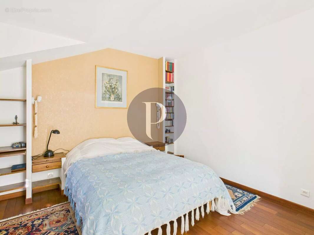 Maison à VERRIERES-LE-BUISSON