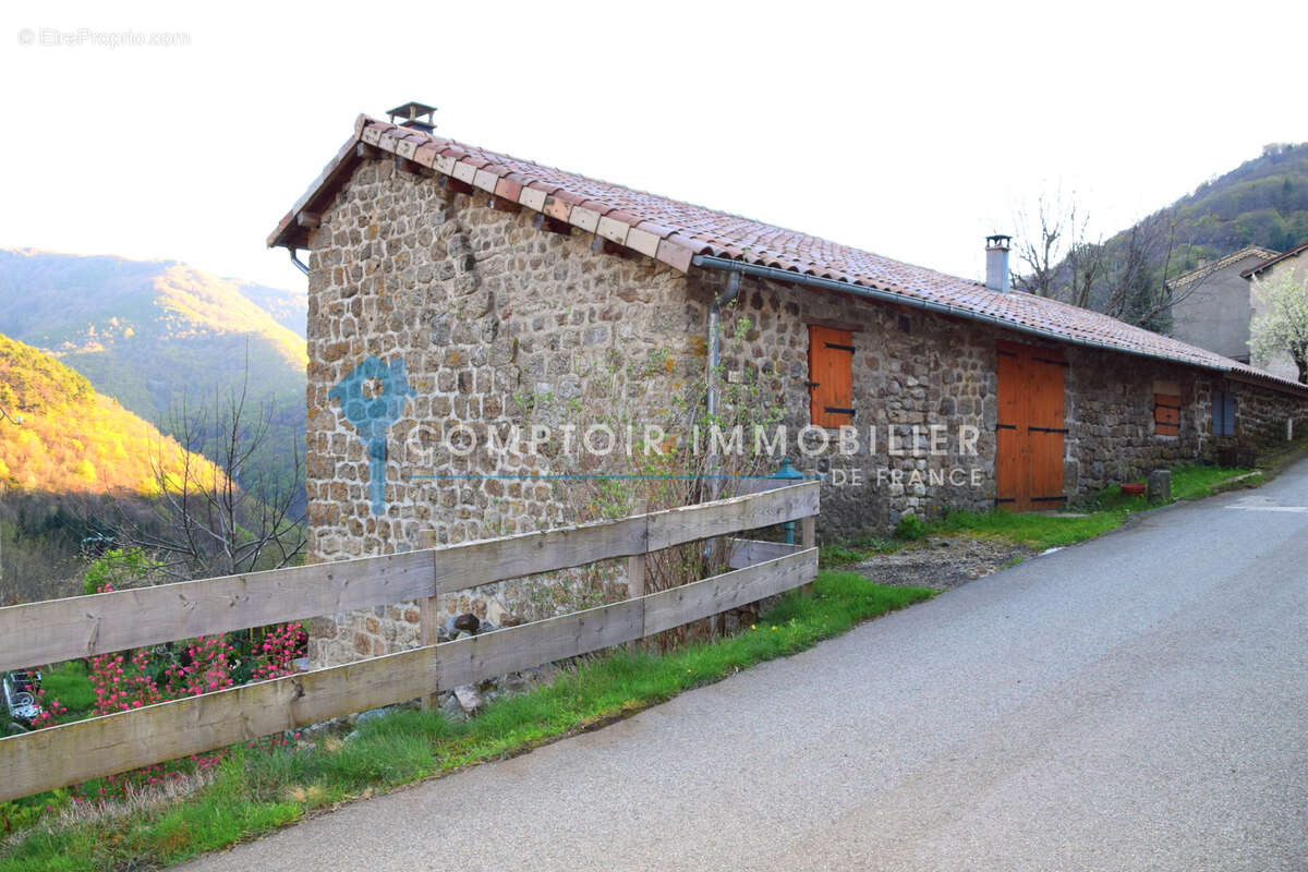 Maison à LE ROUX
