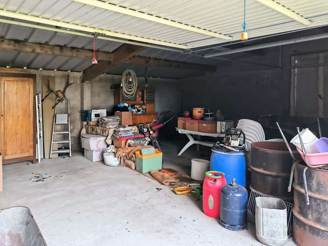 A SAISIR : ancien corps de ferme avec fort potentiel ! - photo 28