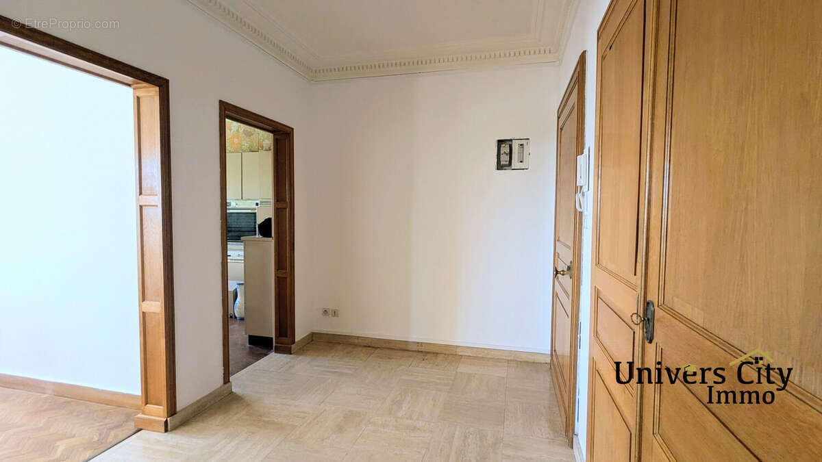 Appartement à SAINT-SEBASTIEN-SUR-LOIRE