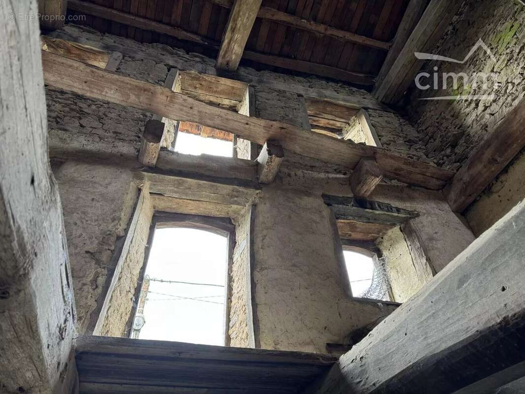 Maison à ARLANC