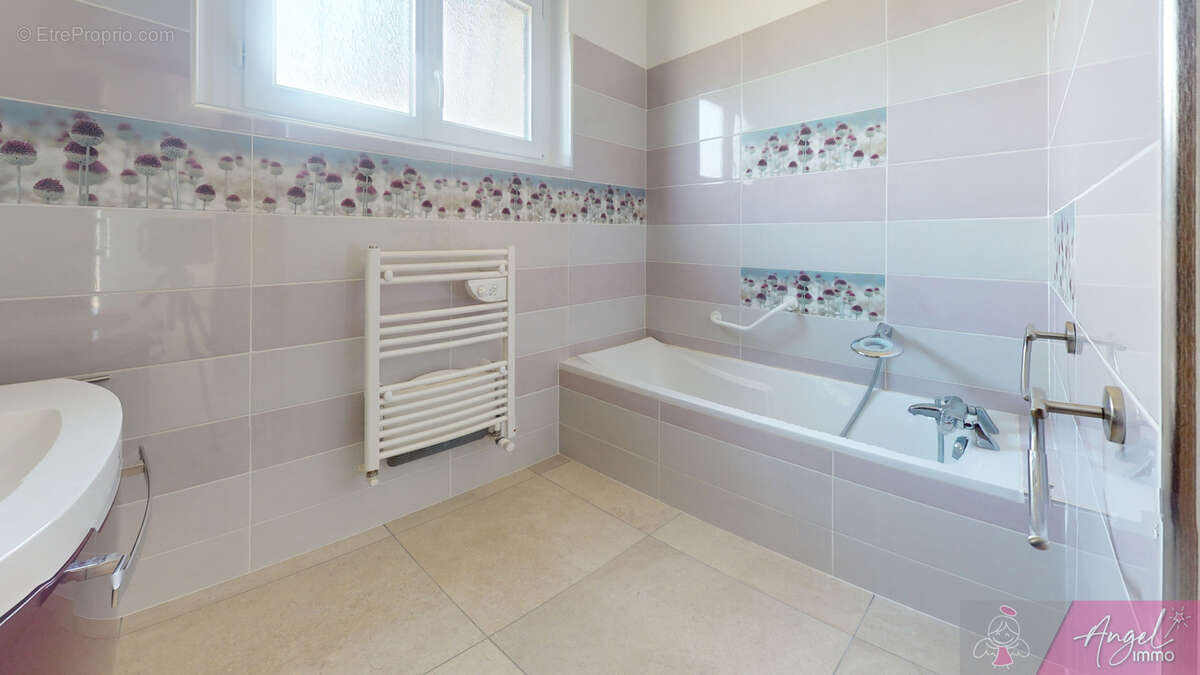 Maison individuelle 126 m2 sur sous-sol - 4 chambres - terrain clos de 894 m2 - photo 8