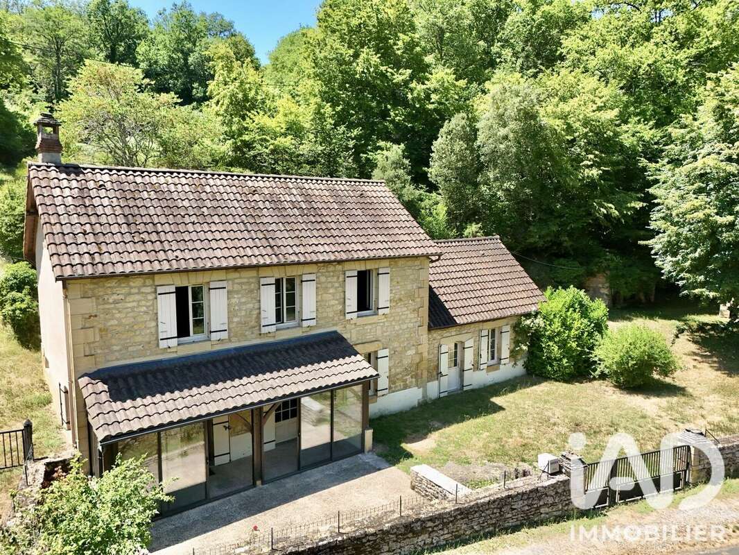 Maison 150 m² à Marquay  - photo 2