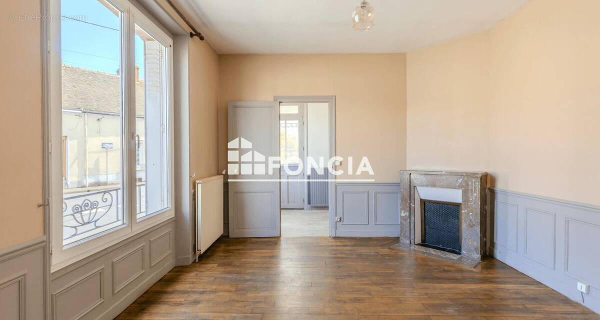 Maison à CONNERRE