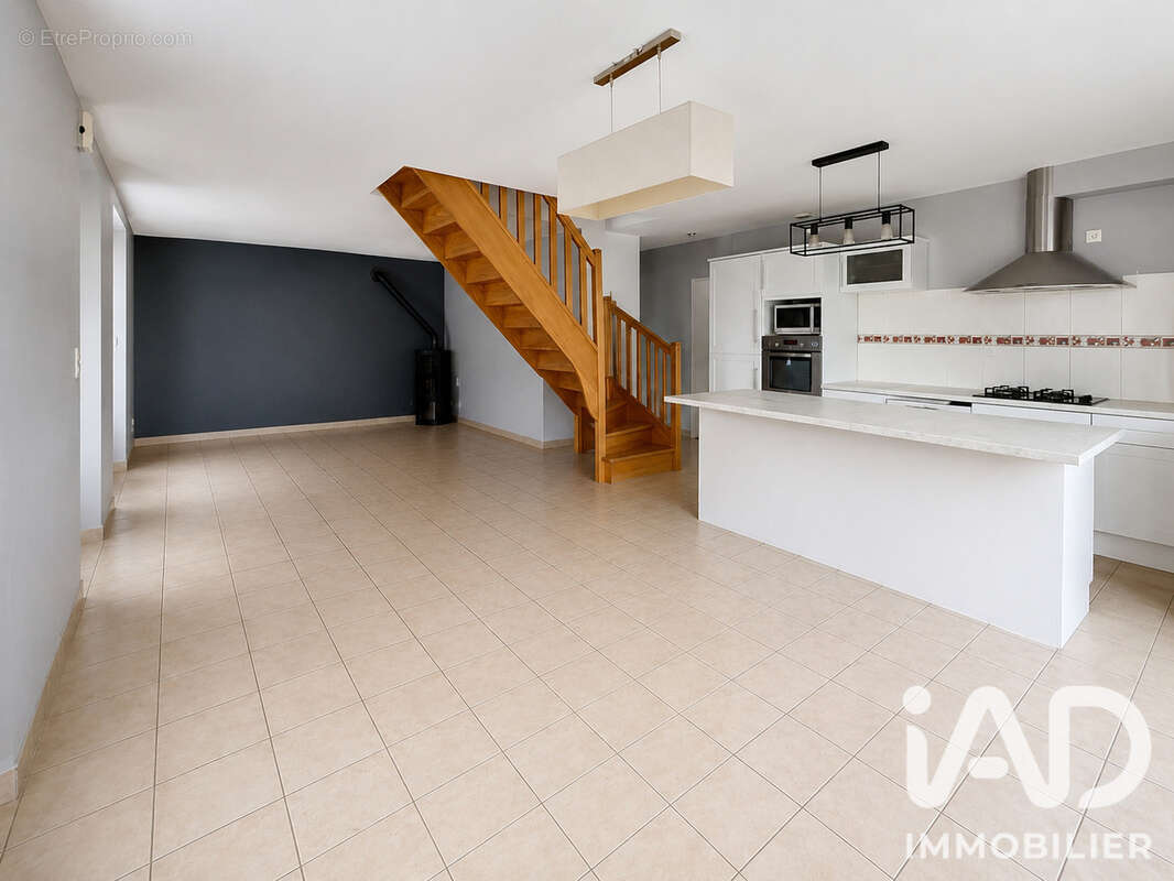 Maison 153 m² à Taillis  - photo 7