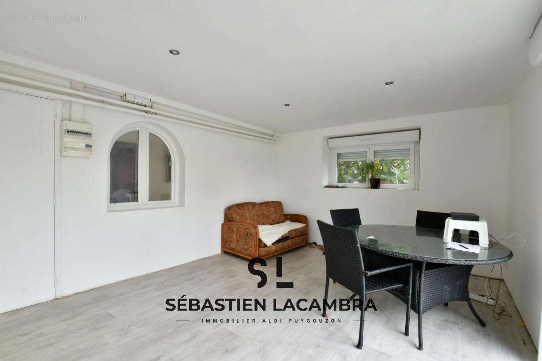 Maison à SAINT-JUERY