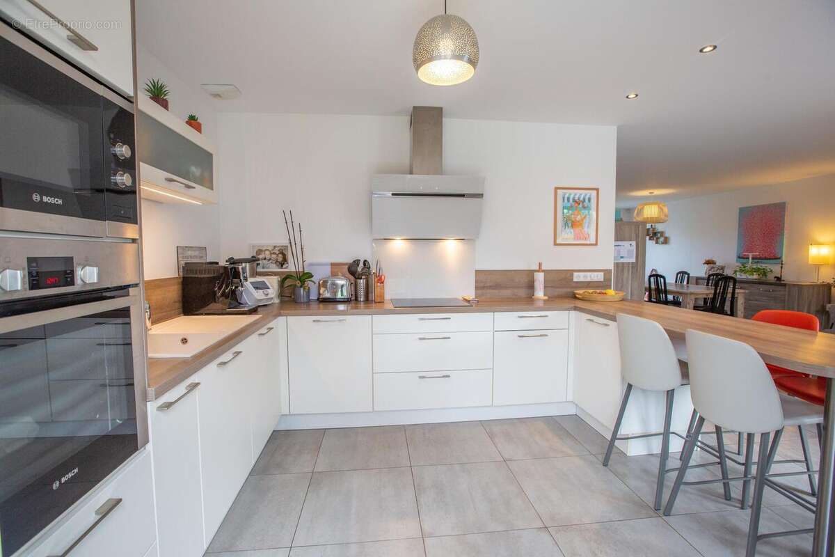 Photo 7 - Maison à LE MESNIL-SAINT-DENIS