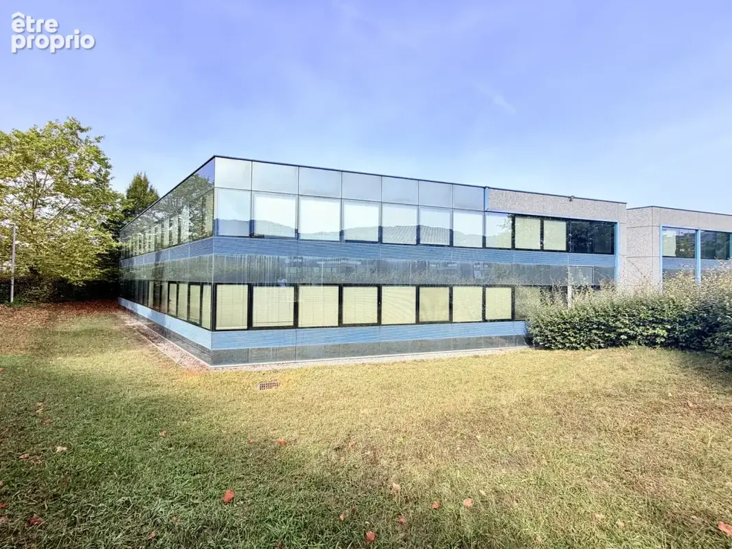 ext + (3) - Commerce à ARCHAMPS