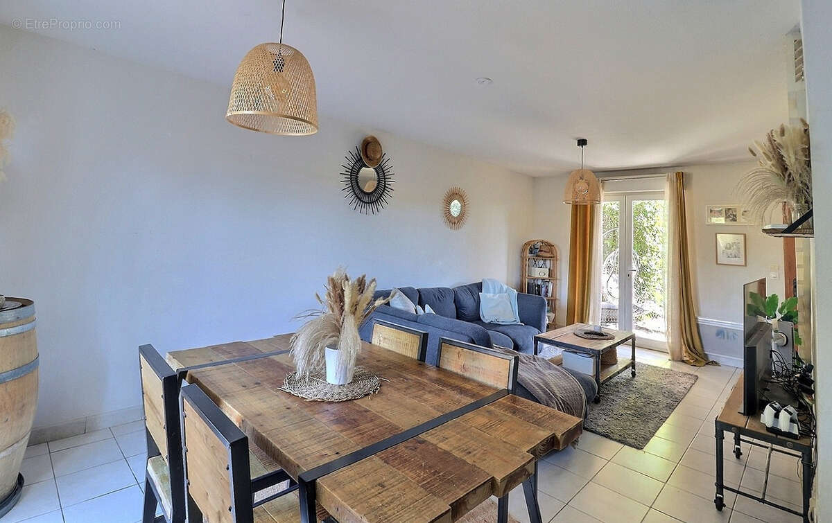 Maison à SAINT-MATHIEU-DE-TREVIERS